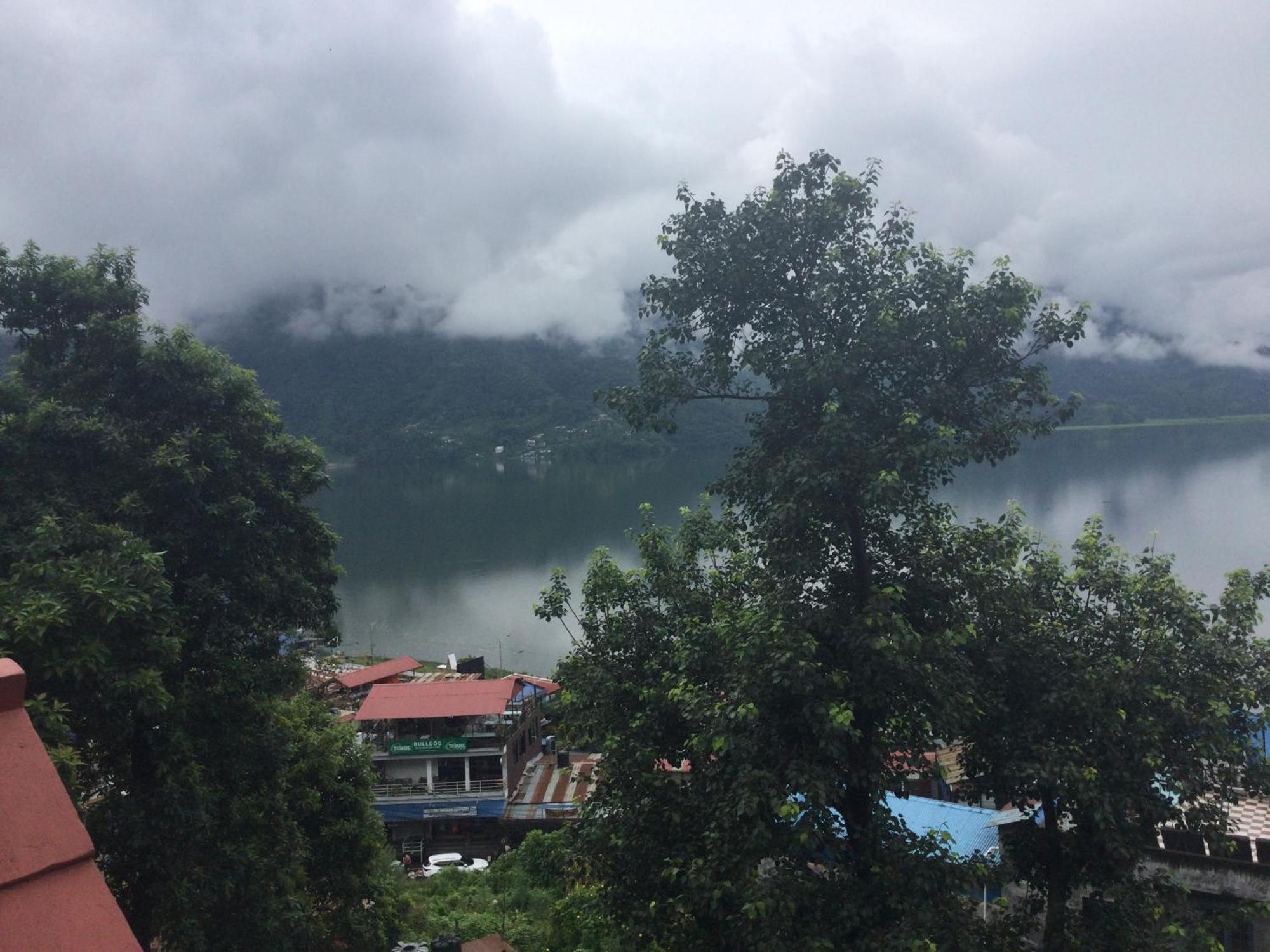 Sweet Dreams Hotel Pokhara Exteriör bild