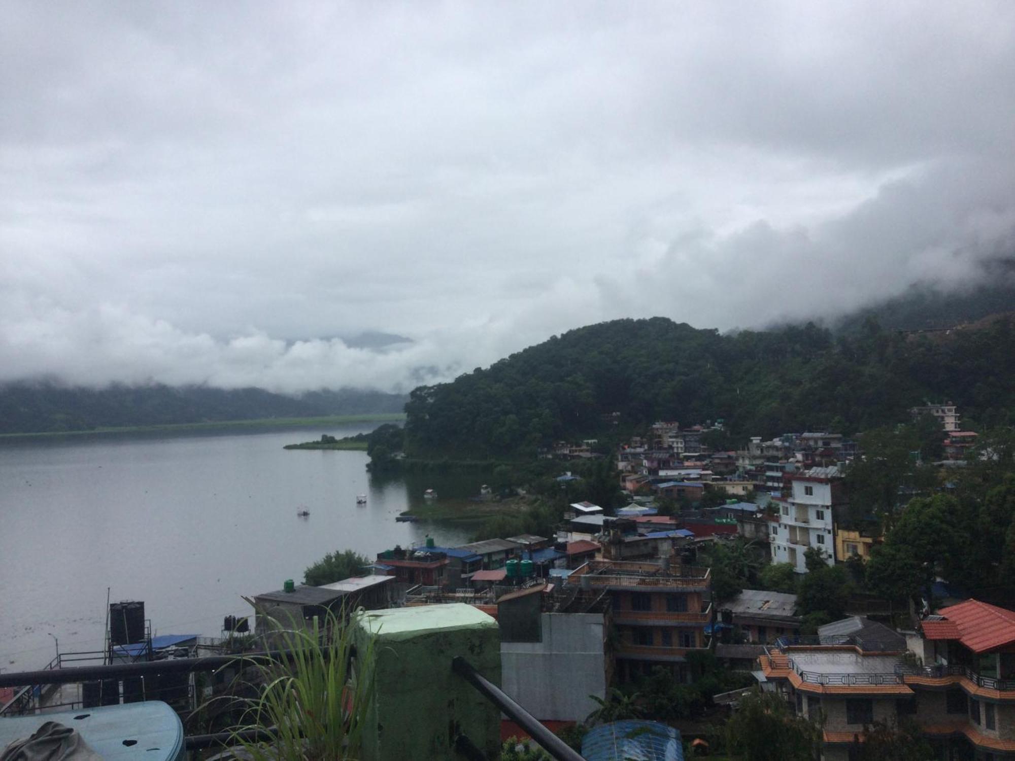 Sweet Dreams Hotel Pokhara Exteriör bild