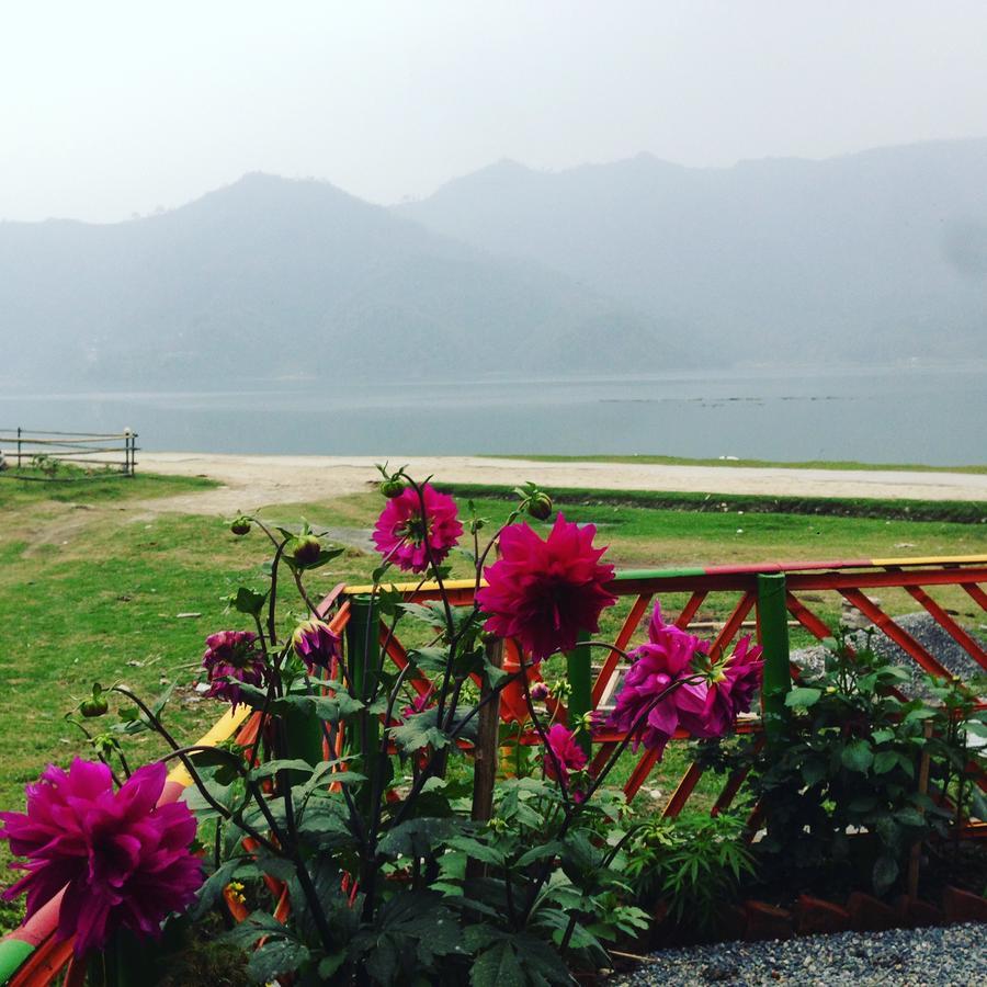 Sweet Dreams Hotel Pokhara Exteriör bild